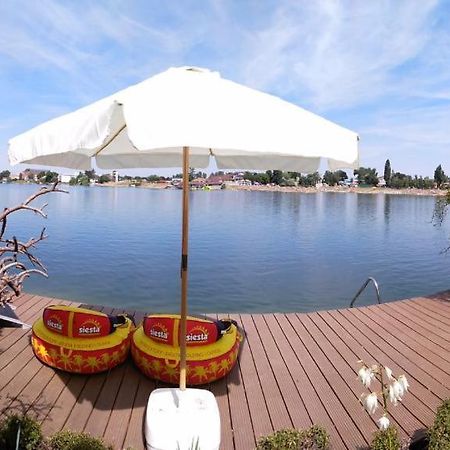Topsenec-Lakeside Home Senec Exterior foto