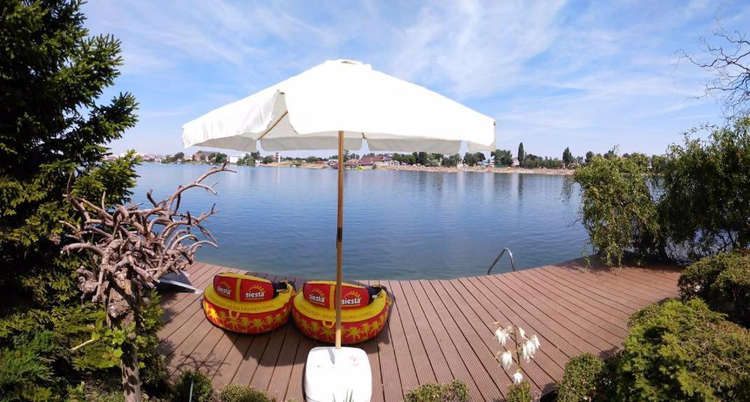 Topsenec-Lakeside Home Senec Exterior foto